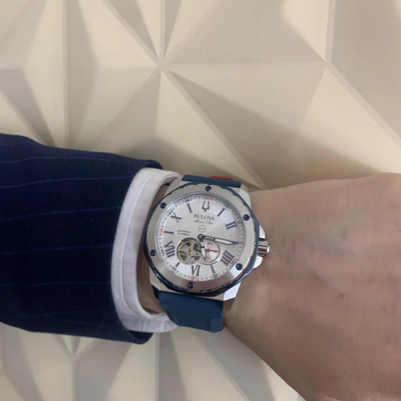 Reloj Bulova Marine Star 98A225 hombre automático