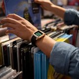 Reloj Nixon A1309-010-00 Staple negro/dorado unisex