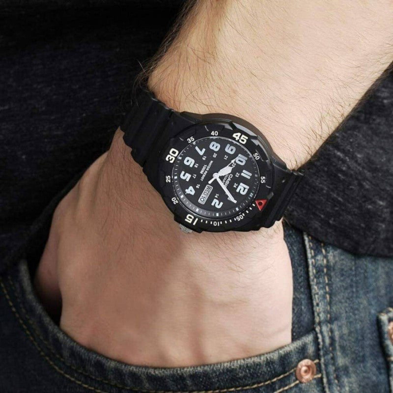 Reloj Casio Collection Reloj Hombre 43mm 10ATM MRW-200H-1BVEG